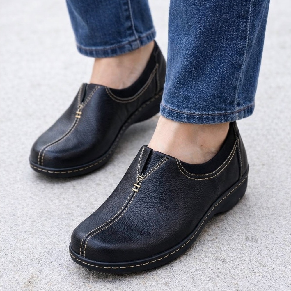 Clarks Ashland Leather Slip On Comfort Shoes Loafers  Black Size 8